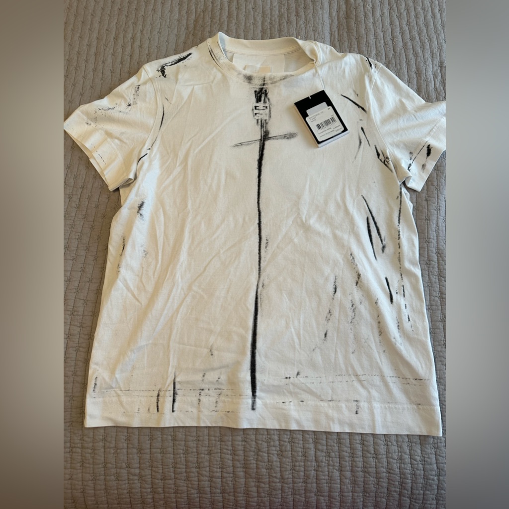 Givenchy Cross Tee